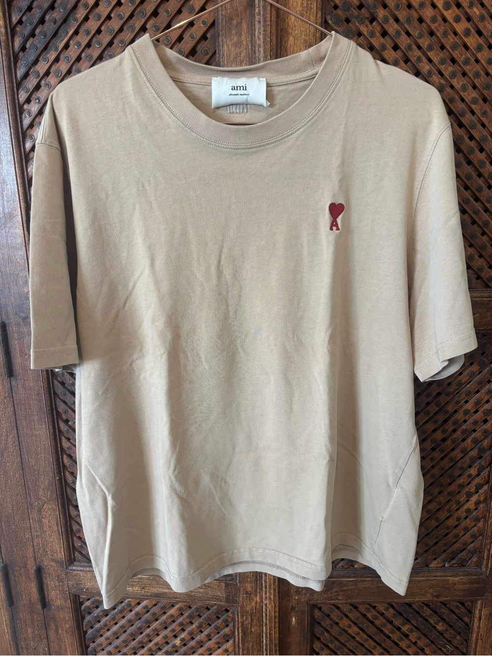 Ami Alexandre Mattiussi Beige Short-Sleeve T-Shirt with Red Heart Logo